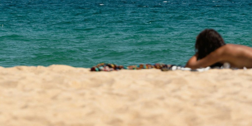 Ma femme se fait draguer à la plage